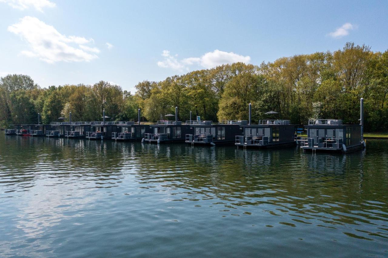 Houseboat Met Dakterras Mookerplas Middelaar Εξωτερικό φωτογραφία